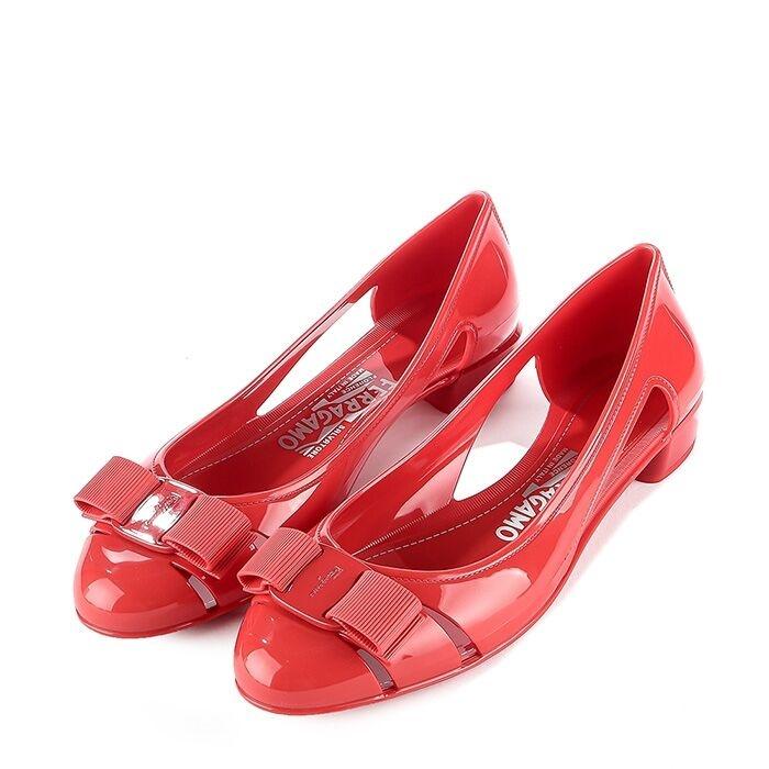 [페라가모] (I_VARA JELLY HIBISCUS 0755465) 여성 바라 젤리 플랫슈즈 22FW