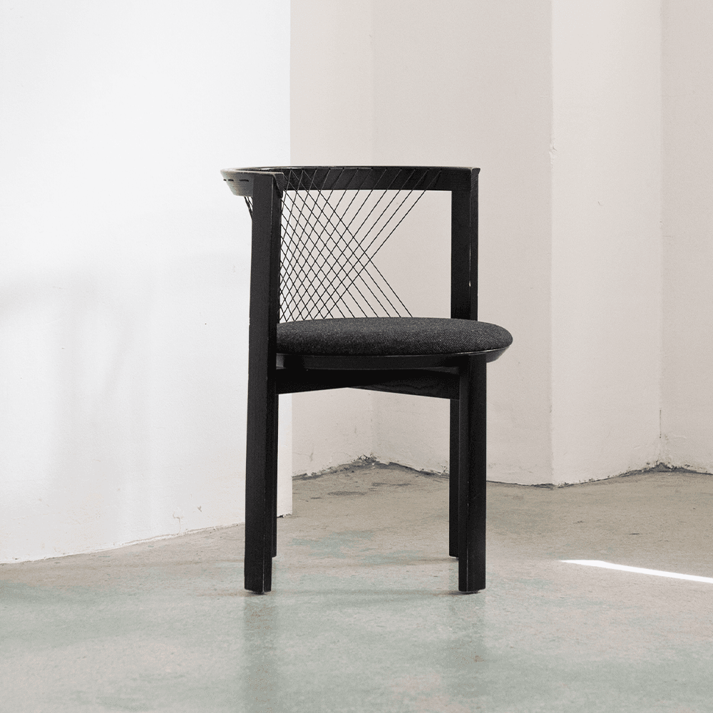 String Chair (Black) by Niels Jørgen Haugesen