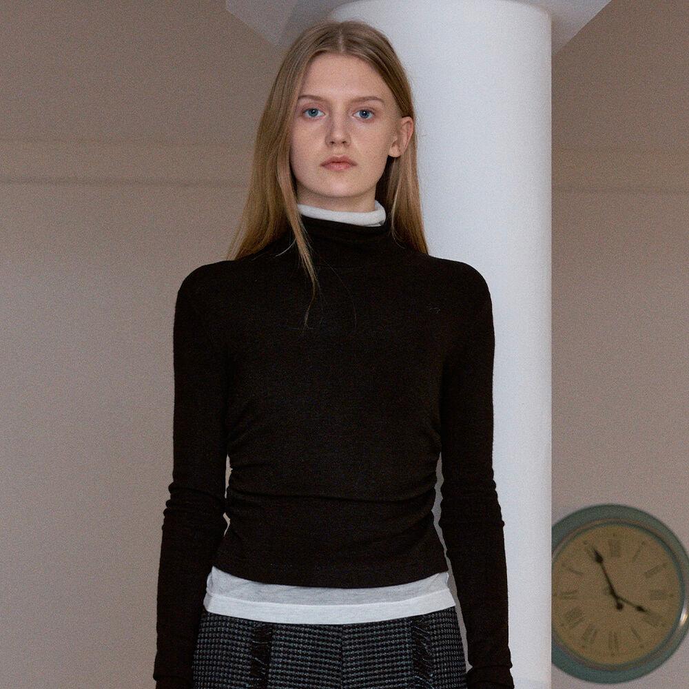 SHIRRING DOUBLE LAYER TURTLE NECK (BLACK)