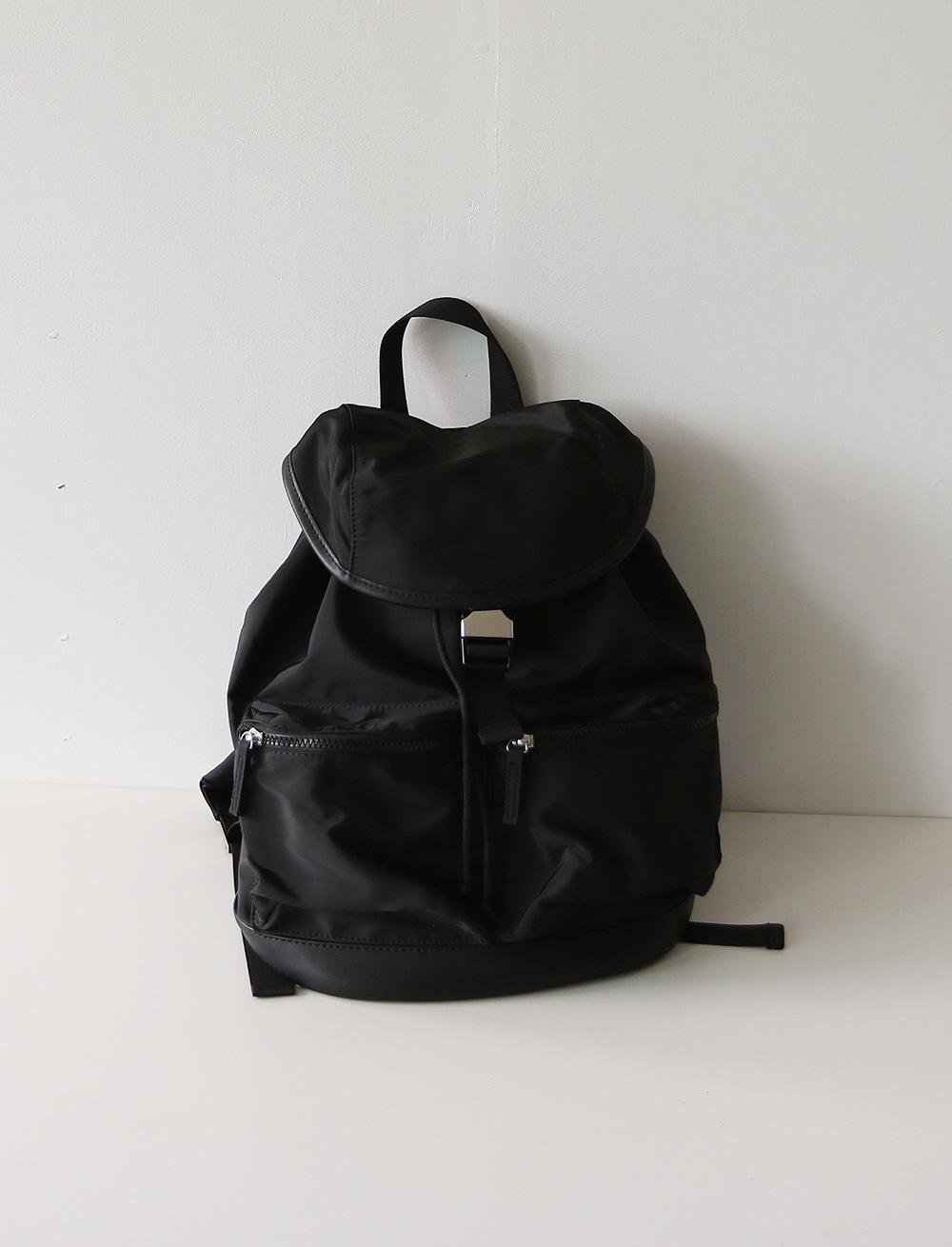 에디트 투 포켓 백팩