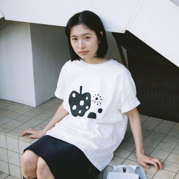 APPLE DOT OVERFIT T-SHIRT, IVORY