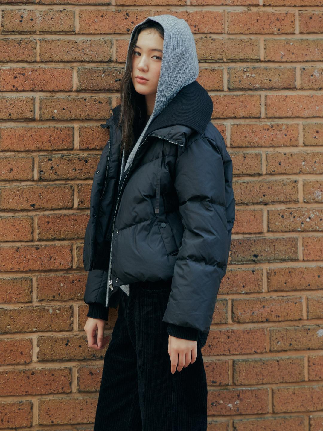 JJ지고트 니트넥 구스다운 숏 점퍼 (BLACK) GRBA2PDJ31