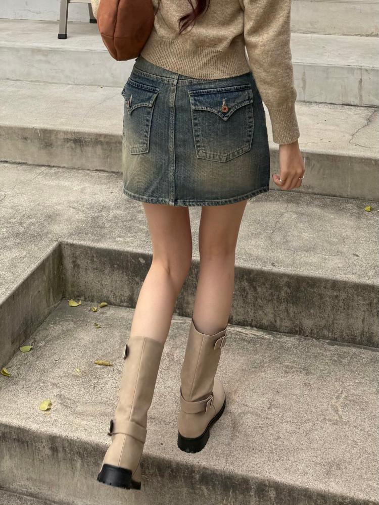 백 포켓 워싱 데님 미니 스커트