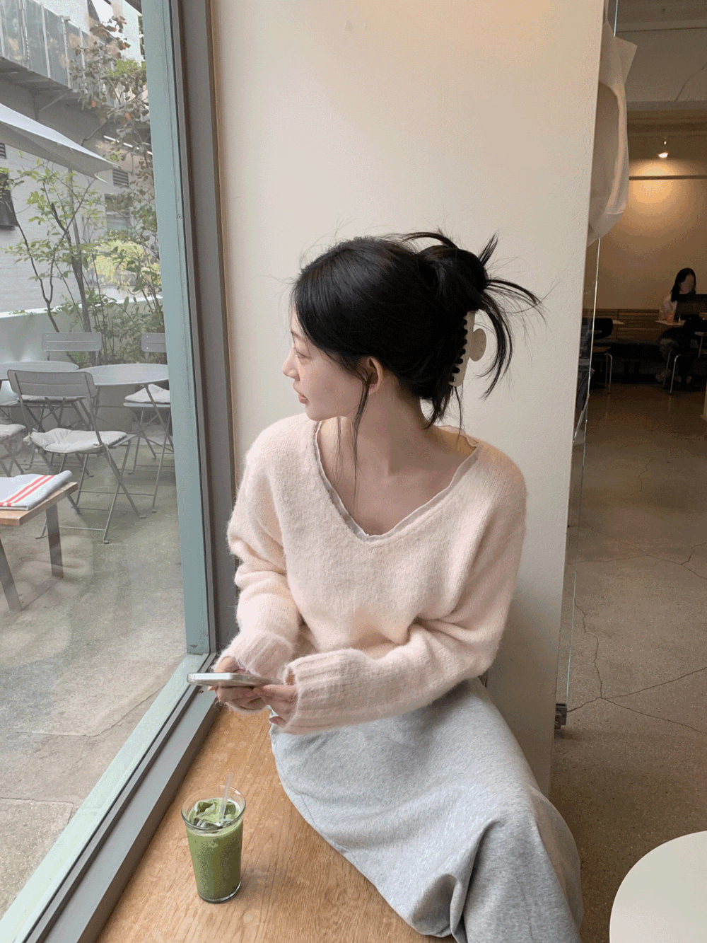 제니오 윙스 브이 니트