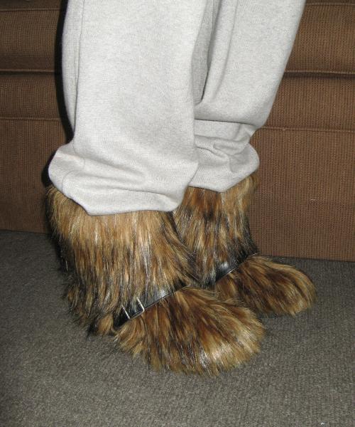 Raccoon 0038. Fur Boots