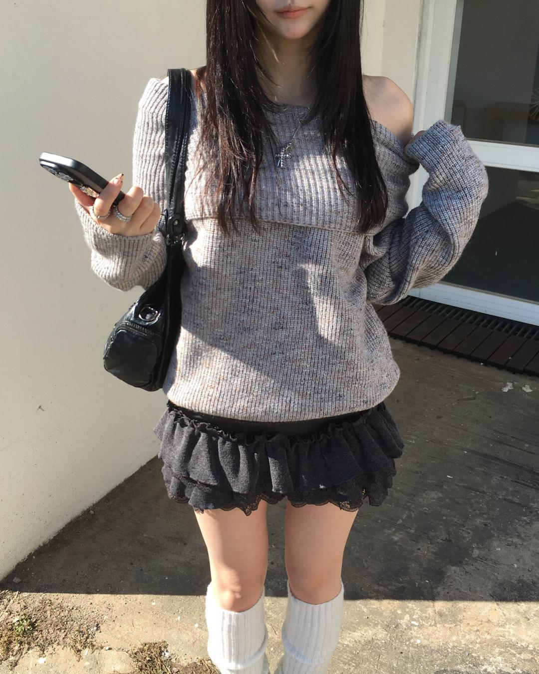 Off-shoulder hachinnit