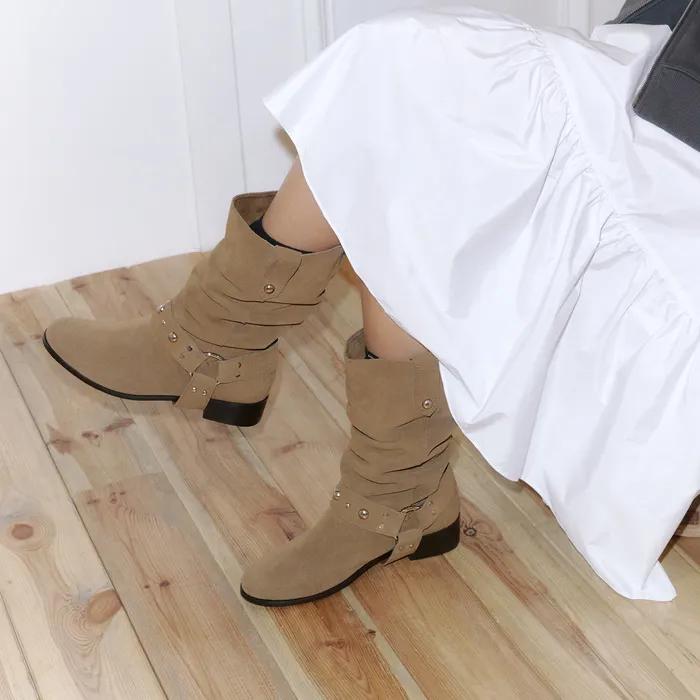 Sienna Stud Mid Boots / BEIGE