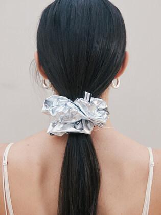 Silver Scrunchie (Silver)