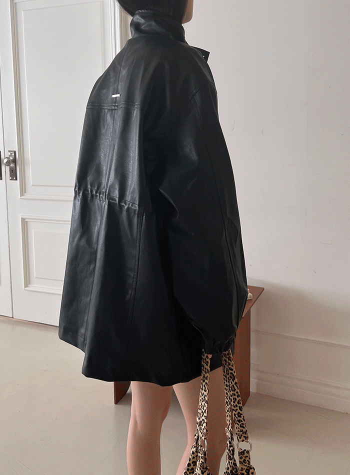 하이넥 오버 레더 자켓