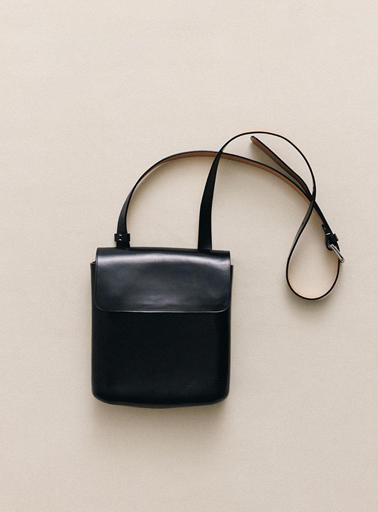 Cabinet Bag