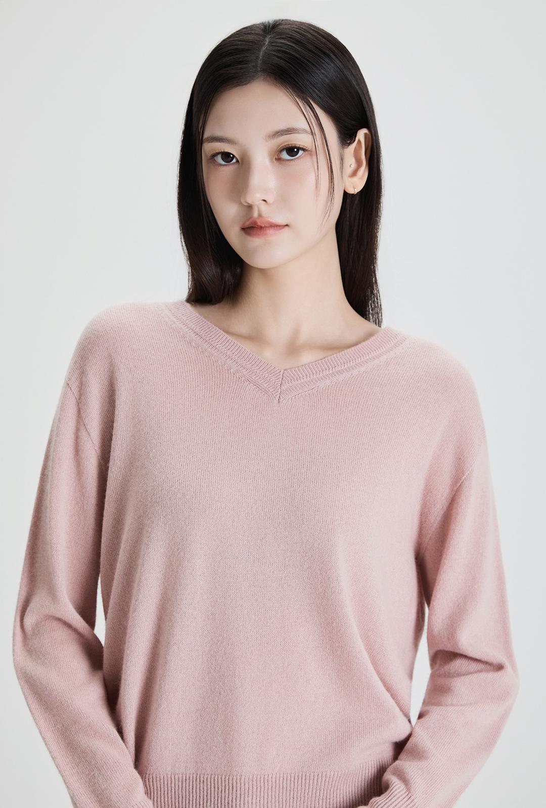 [에센셜] 캐시미어블렌드 V넥 홀가먼트 풀오버_MIWKAFT20T