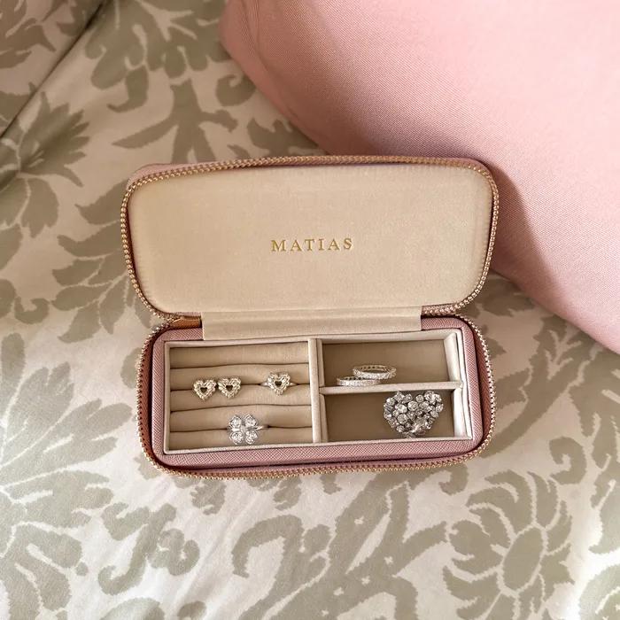 My jewelry box (pink)