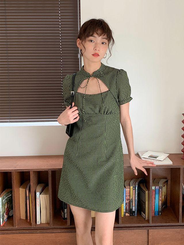 OMONT 할로우 체크 원피스 (그린)