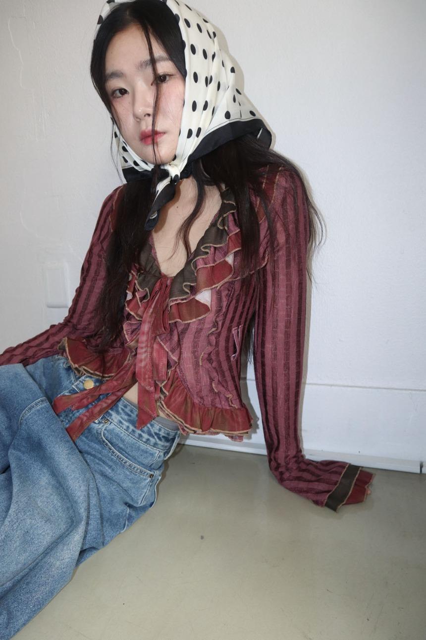 팁씨 rosso ruffle cardigan