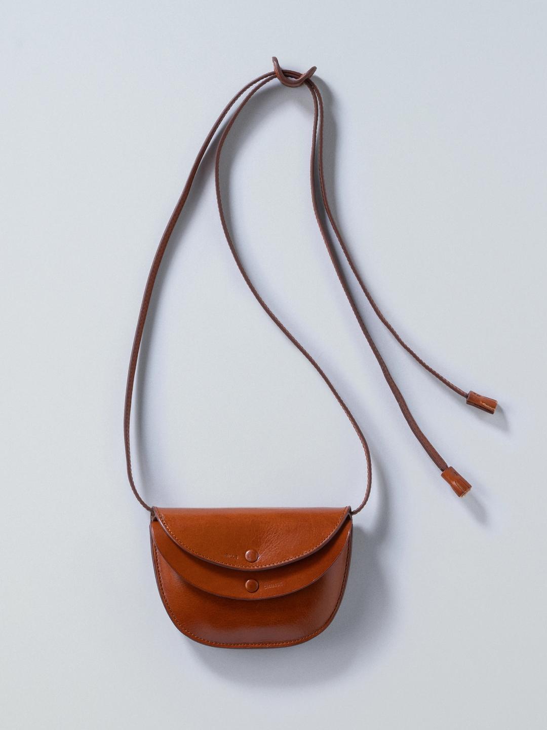 Round Wallet Mid Porch
