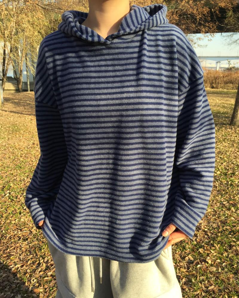 미르 단가라 니트후드