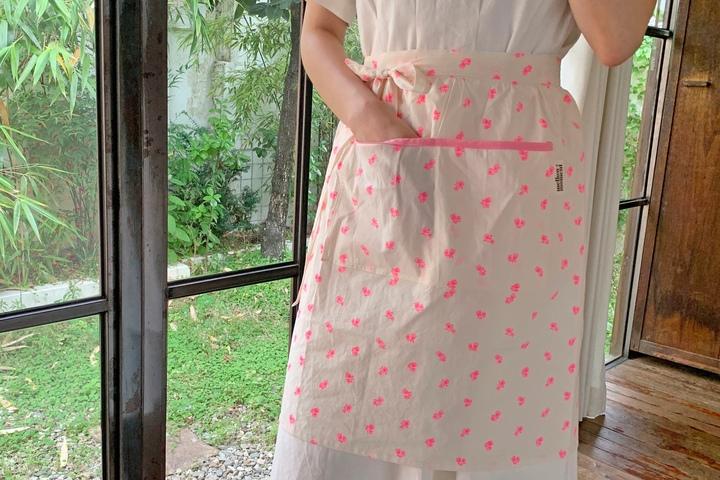 웬디 하프에이프런 홈카페앞치마 2colors