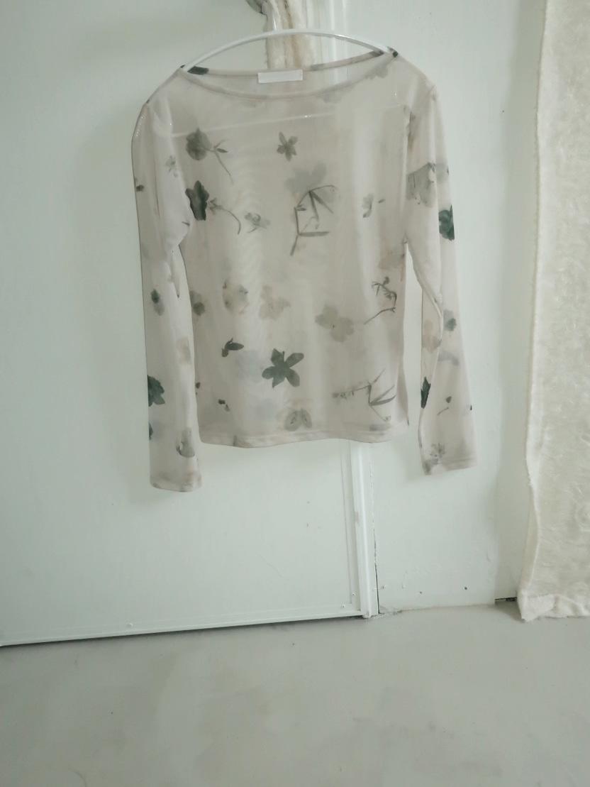 417 / SOFT SEE-THROUGH FLOWER TOP