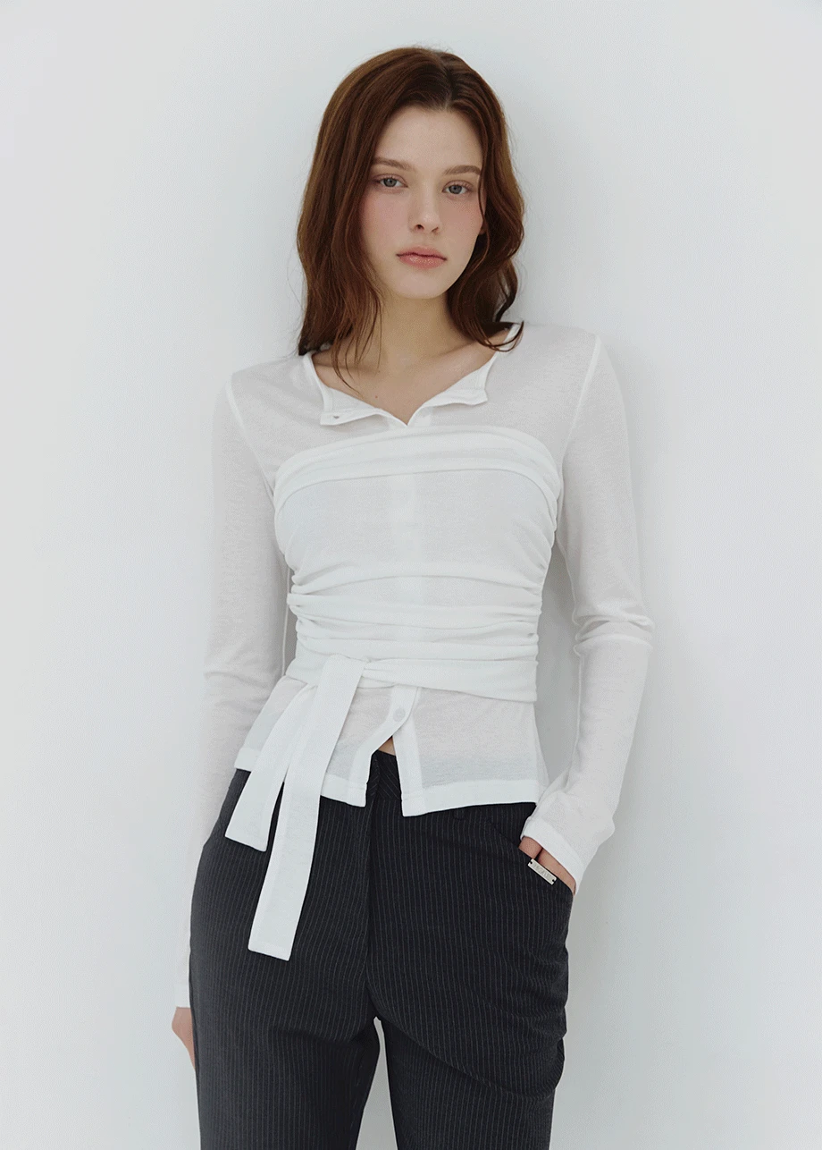 [44-120]  Minae Layered Strap Tee  미네이 레이어드 스트랩 티 (봄-가을-데일리룩-데이트룩-페미닌-출근룩-페미닌-레이어드-유니크-슬림핏-다이마루-라운드넥-다이마루-자체제작)