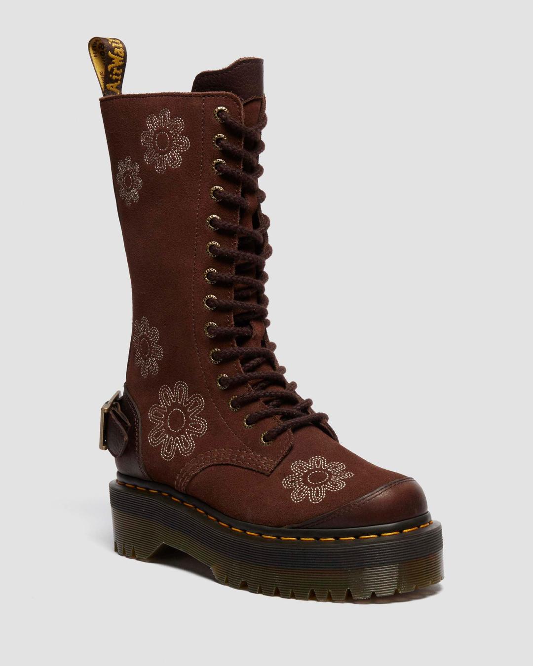 Boots plateformes 1B99 Dunnet Flower en daim en Marron Foncé | Dr. Martens