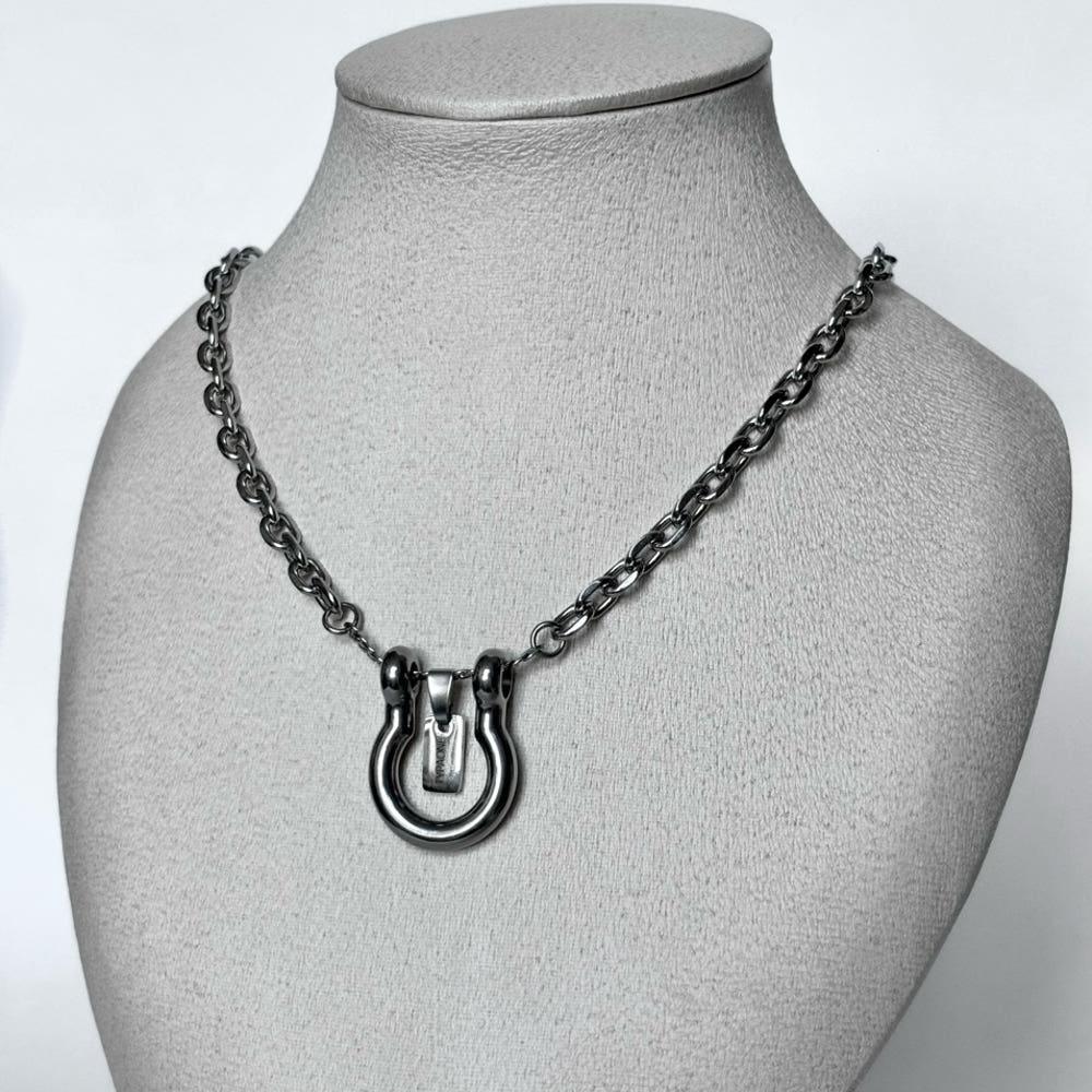 타이파원 펜던트 써지컬 목걸이