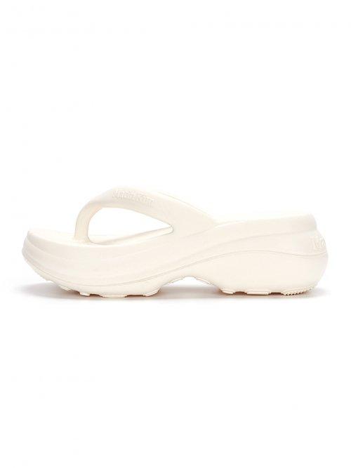 MATINFOM FLATFORM FLIP FLOP IN WHITE