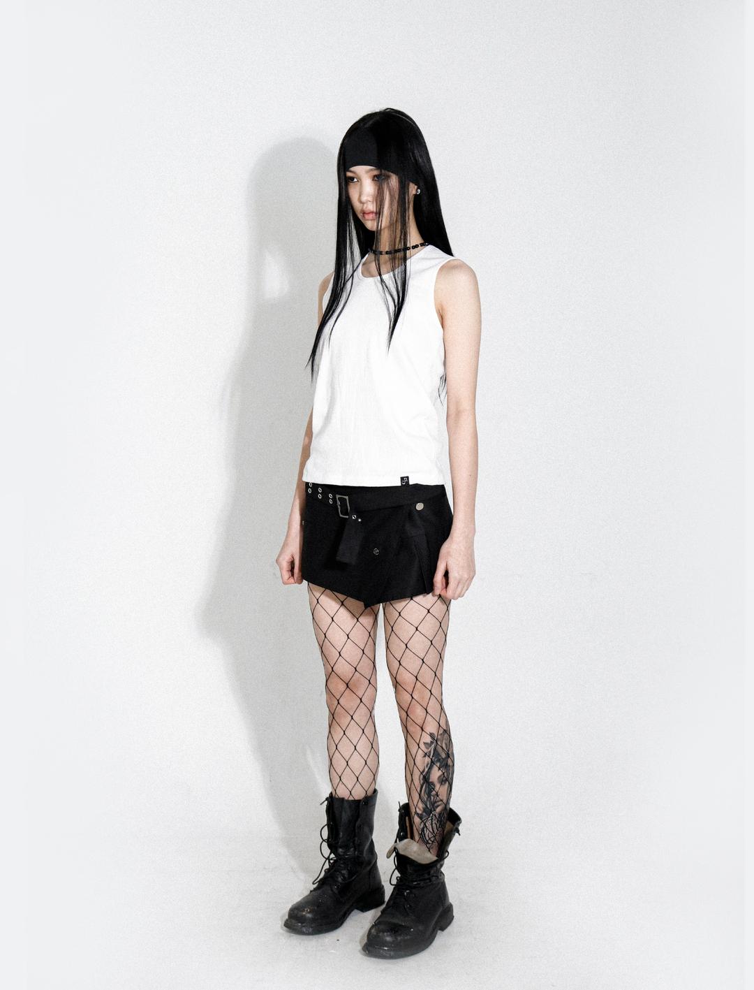Eyelet point  sleeveless (White)  (SAMEDAY-DELIVERY)