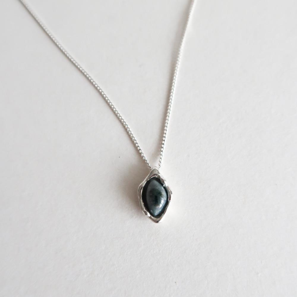 Magical sky necklace [DOL snowy night]