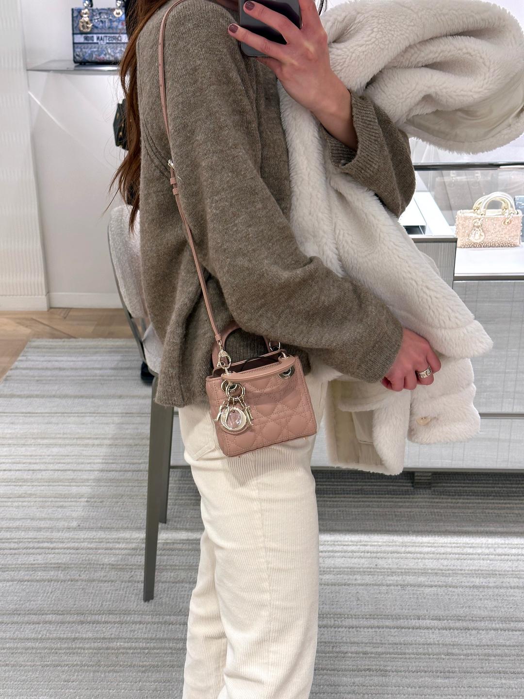 레이디 디올 마이크로 미니백 3컬러 S0856ONGE