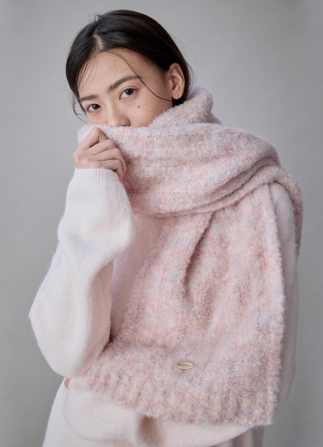 Fleury Boucle Bokashi Wool Muffler Rose Peach Melange