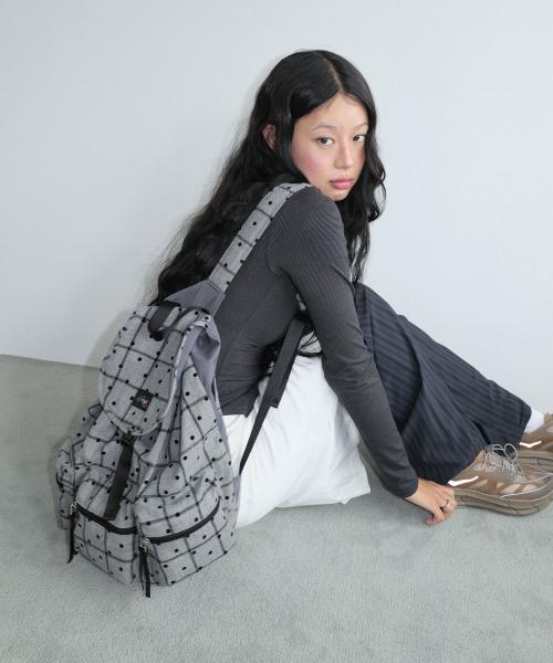BERRY POCKET BACKPACK LARGE - DOT GREY