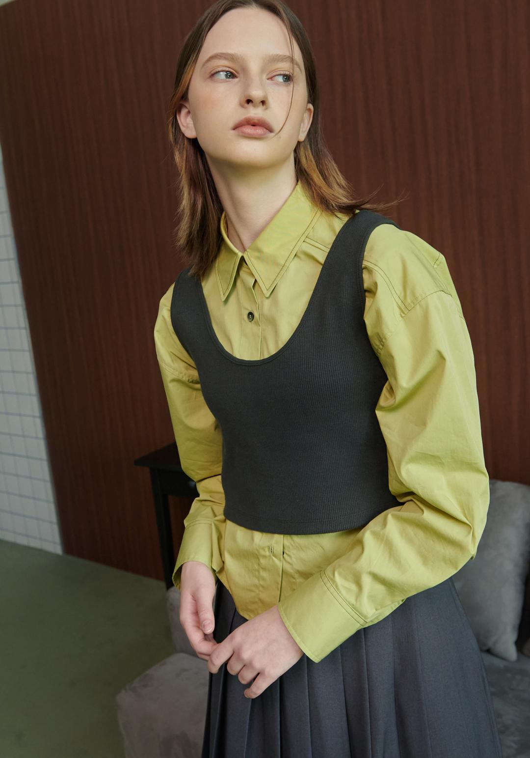 CONTRAST STITCH CROP SHIRT - GREEN