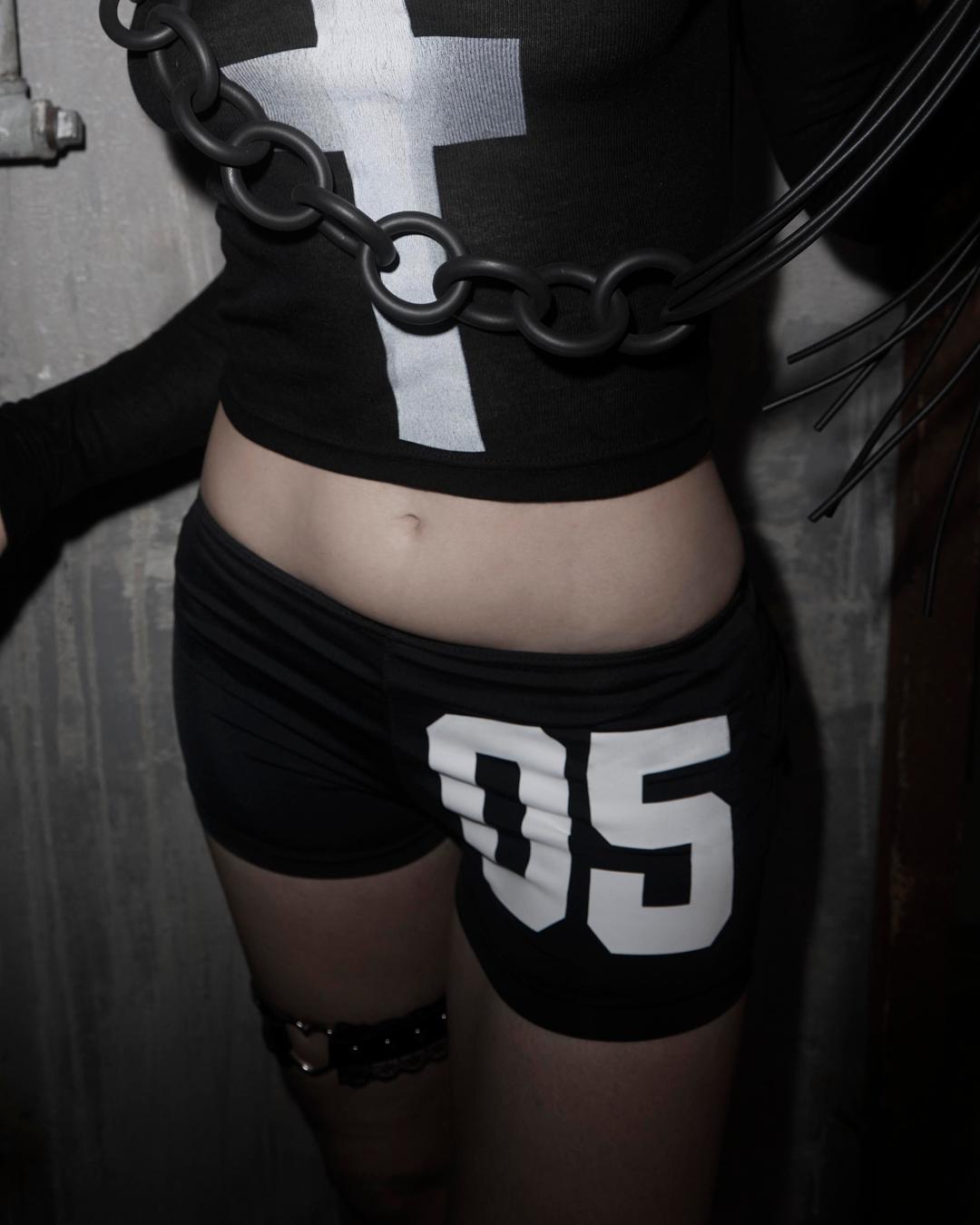 05 frill shorts (Black)