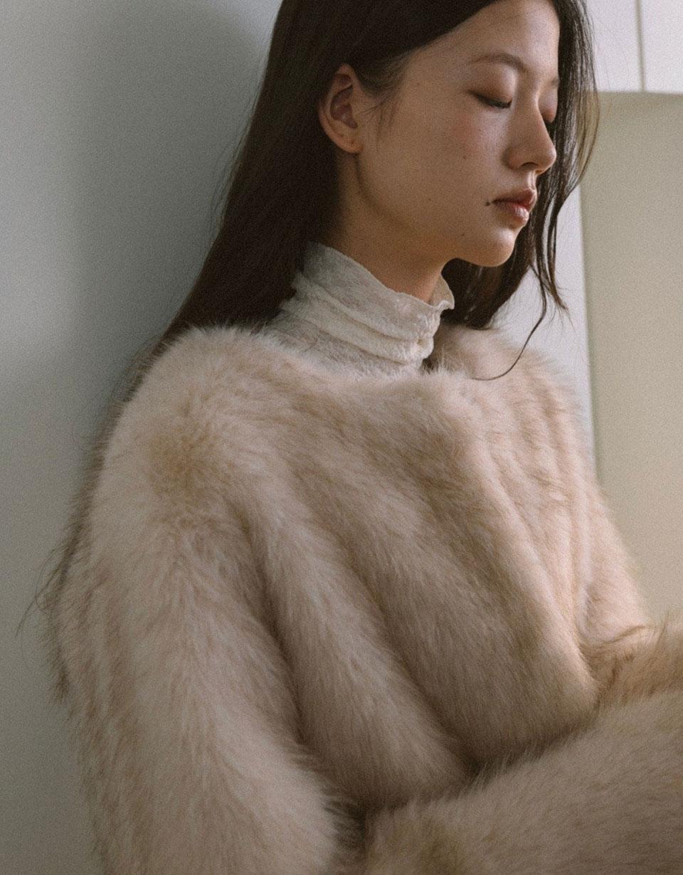 Fur Jacket & Muffler (Beige)