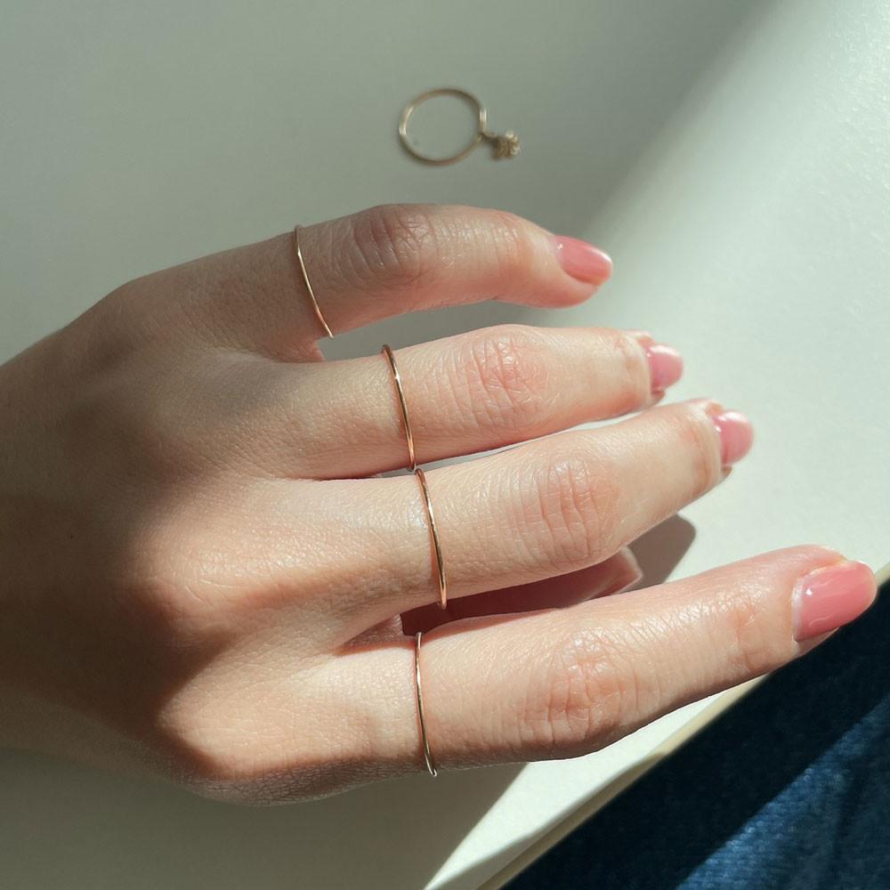 14K 얇지만 단단해서 휘어지지 않는 실반지