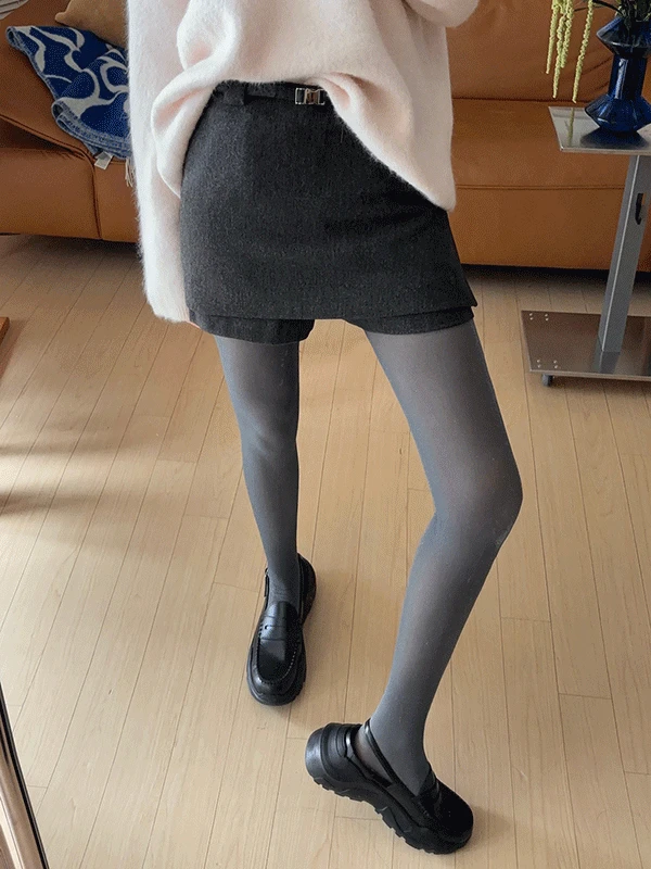 Belted wool touch skort