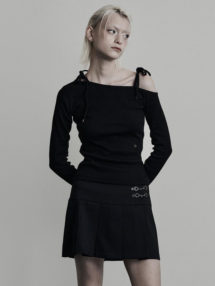 [mnem] asymmetrical strap top (black)