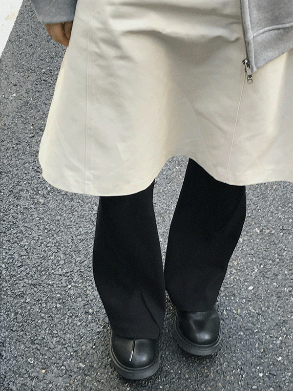 블렘토 Curved Boots-Cut Sweatpants