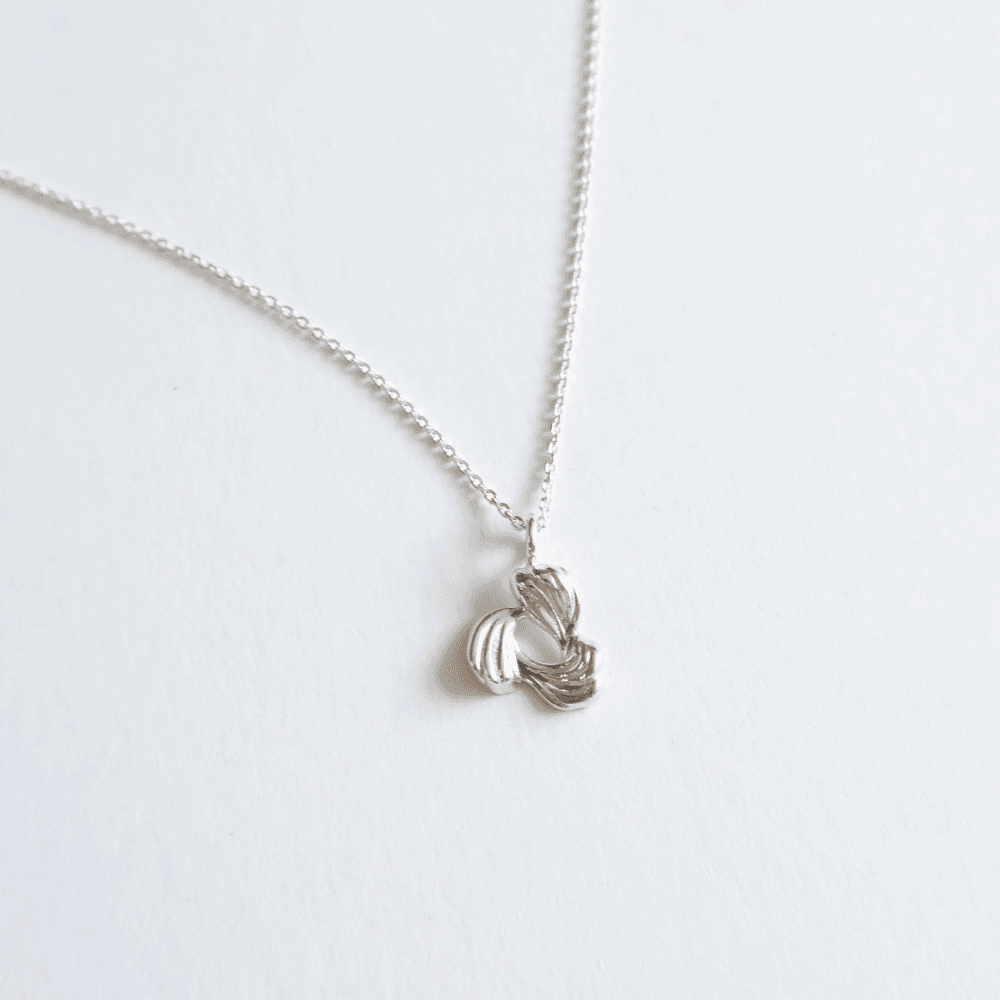 Twist Flower Necklace