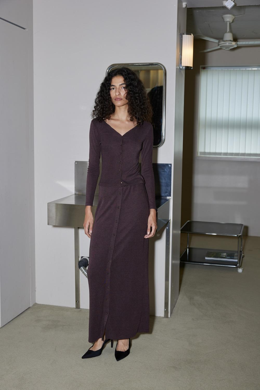 All button skirt (dark brown)