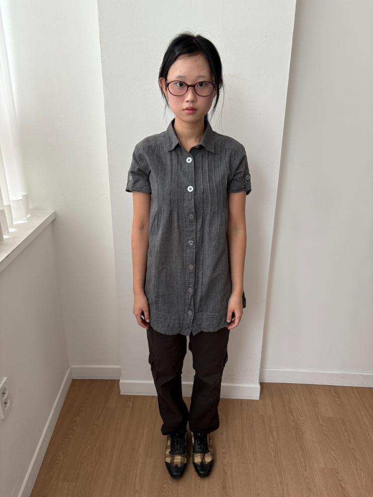 차콜 다트 롤업 셔츠