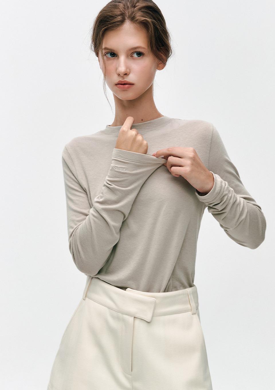 슬림핏 레이어드 롱슬리브 티셔츠(MAFCTS03NBE)