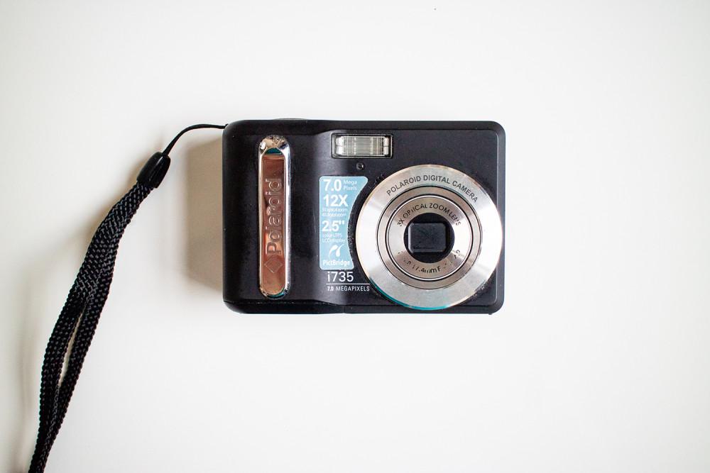 [중고] [Polaroid] Polaroid I 735  / 맴버쉽카메라 / 디지털 카메라 /  폴라로이드  / 폴라로이드디카 / 빈티지 디지털 카메라 /