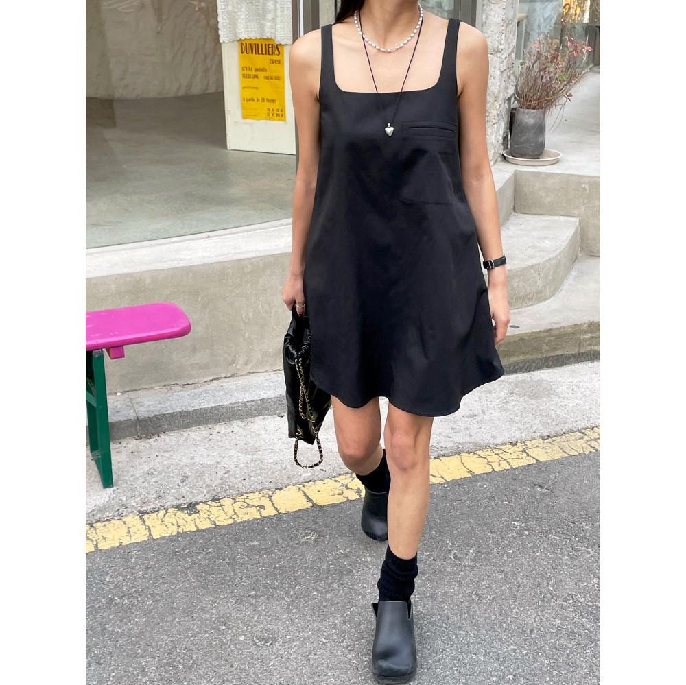 [단독 진행] 립 포켓 스퀘어넥 민소매 플레어 미니 원피스 (black)