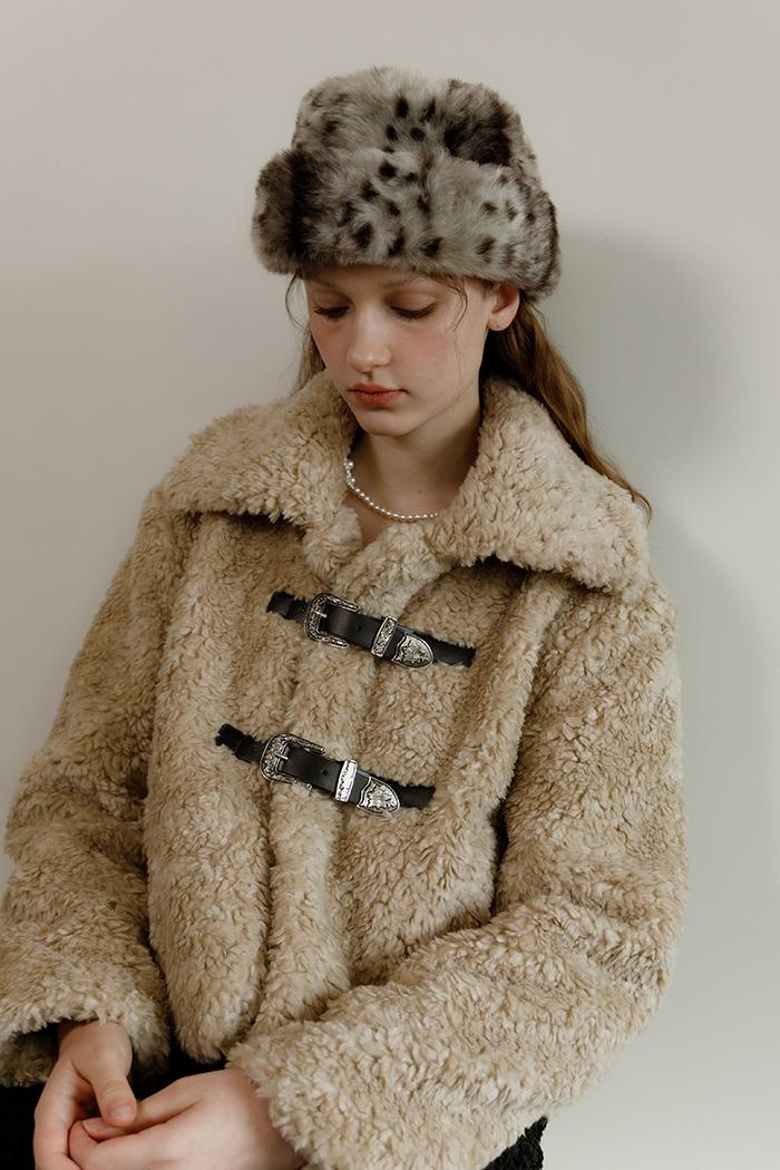 Western buckle fur jacket (beige)