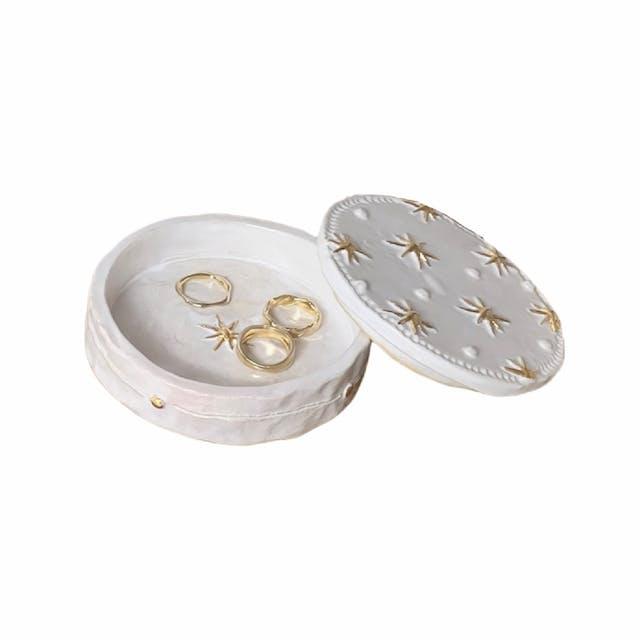 White winter twinkle stars _ jewelry box