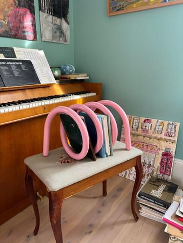 Spiral Stand