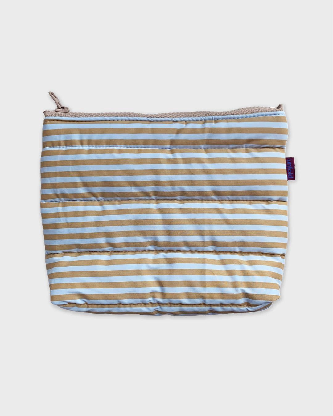 Stripe padded pouch (blue-mocha)