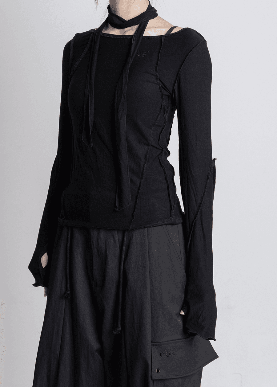 SCARF REVERSE TOP BLACK