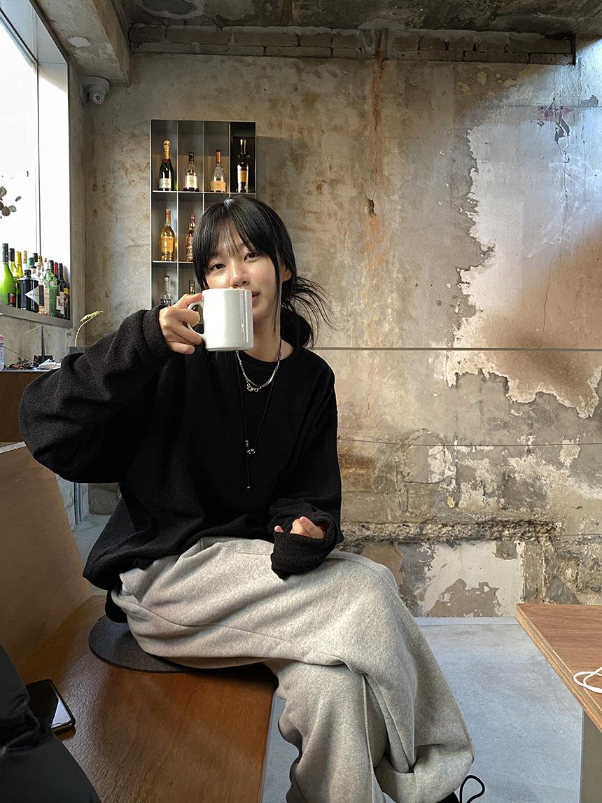 POODLE LOOSE SWEATSHIRT